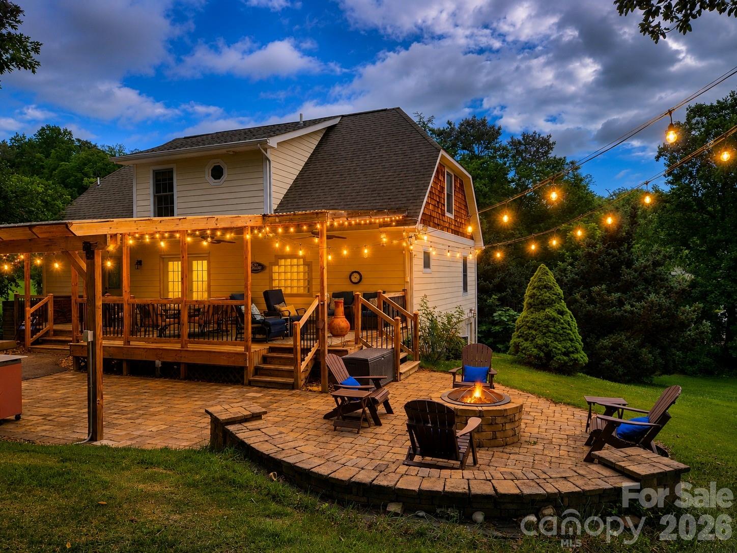 17 Squires Lane, Candler, NC. property listing photo