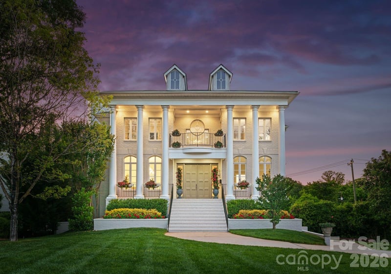 1120 Chollywood Drive, Charlotte, NC - 6 beds, 5.5 baths, 5,972 sqft - $2,595,000