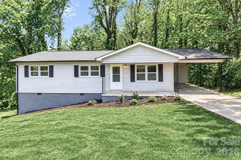 170 Hemingway Lane, Statesville, NC - 3 beds, 1.5 baths, 1,075 sqft - $245,000