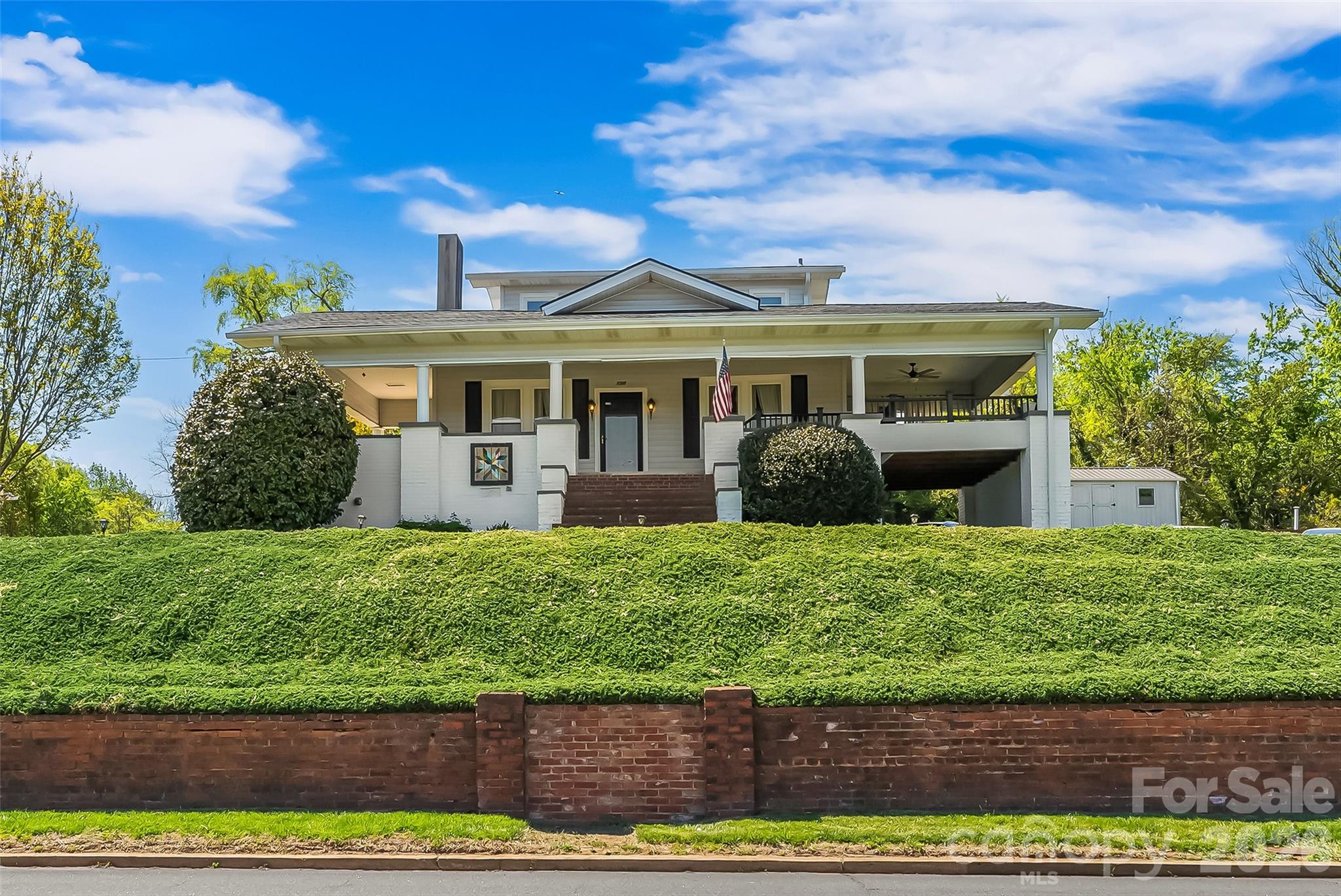 110 Burkemont Avenue, Morganton, NC. property listing photo