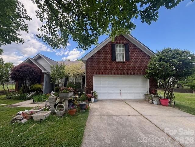 8455 Angwin, Charlotte, NC - 4 beds, 2 baths, 1,876 sqft - $375,000