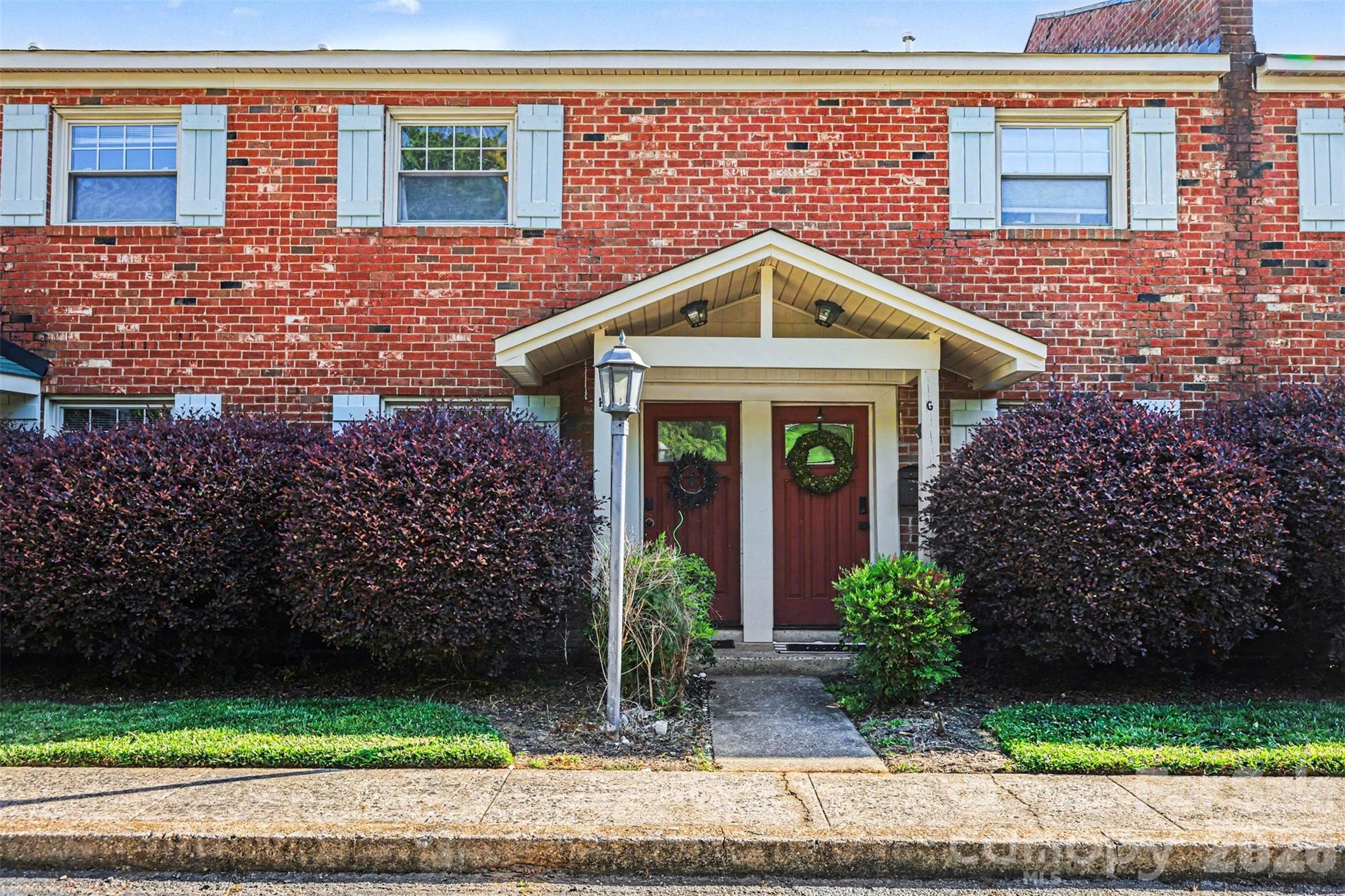 1201 Green Oaks Lane, Charlotte, NC. property listing photo