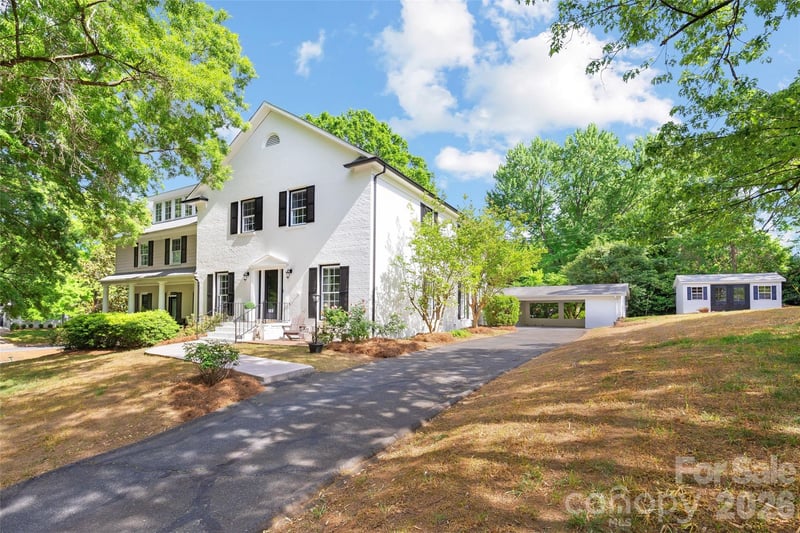 3001 Ferncliff, Charlotte, NC - 3 beds, 3 baths, 2,182 sqft - $800,000