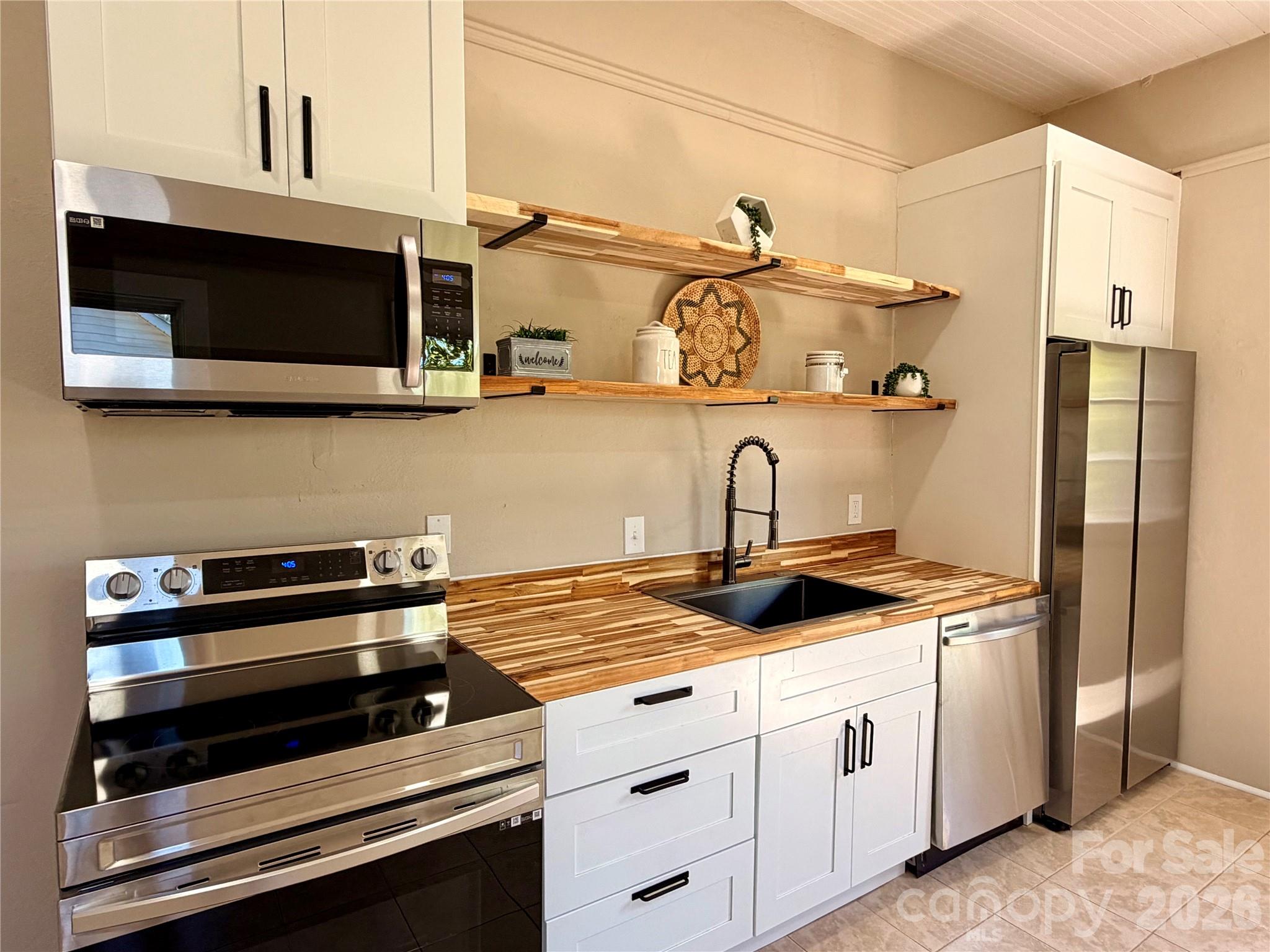 18 MIDWAY Street, Granite Falls, NC. property listing photo