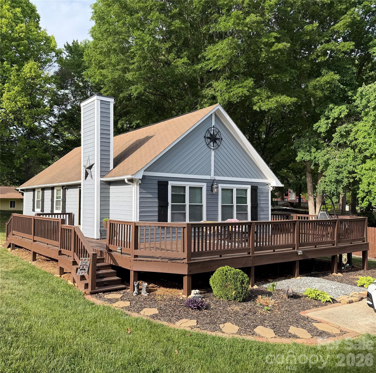 2050 16th Avenue Place SW, Hickory, NC. property listing photo