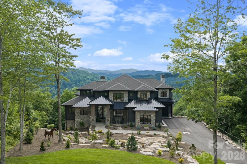 270 Osprey Drive, Banner Elk, NC - 5 beds, 5 baths, 8,817 sqft - $7,899,000