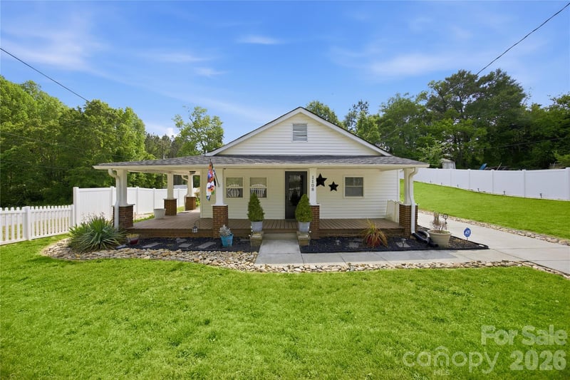 1108 Skyland Street, Kannapolis, NC - 3 beds, 2 baths, 1,287 sqft - $299,900