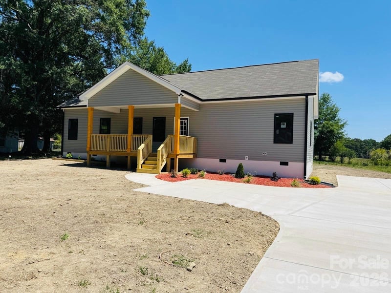 510 Thomas, Marshville, NC - 3 beds, 2 baths, 1,554 sqft - $349,500