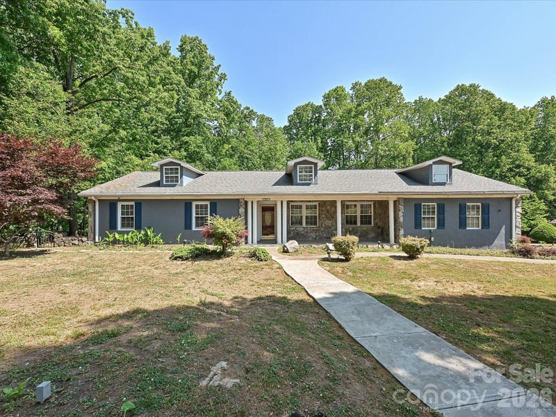 1011 Tarlton, Shelby, NC - 3 beds, 3 baths, 2,230 sqft - $380,000