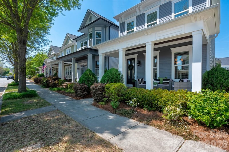 1212 Inn Keepers, Cornelius, NC - 3 beds, 3 baths, 2,083 sqft - $660,000