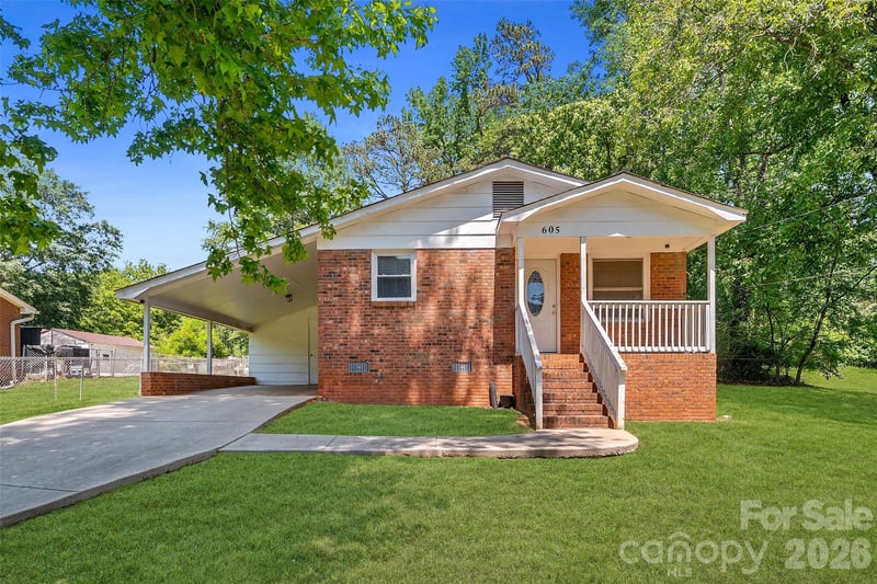 605 Boston, Bessemer City, NC - 3 beds, 1 bath, 1,034 sqft - $210,000