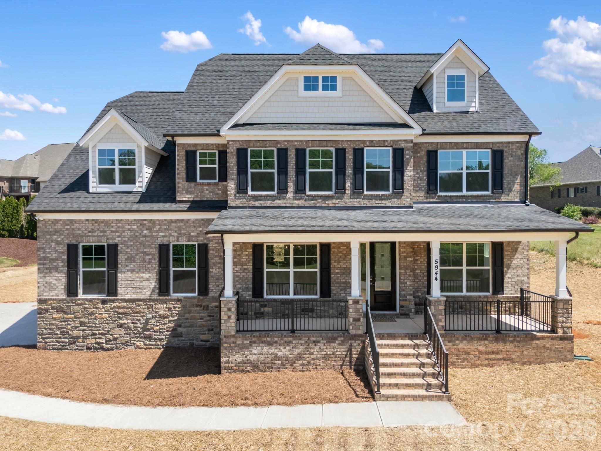 5944 Bakers Point, Hickory, NC. property listing photo