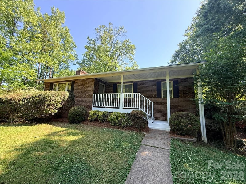 6606 Ludell, Charlotte, NC - 3 beds, 2 baths, 1,382 sqft - $345,000