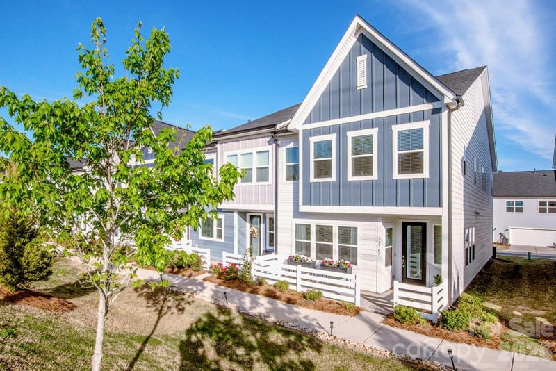 1270 Brawley School Road F, Mooresville, NC - 4 beds, 2.5 baths, 2,039 sqft - $405,000