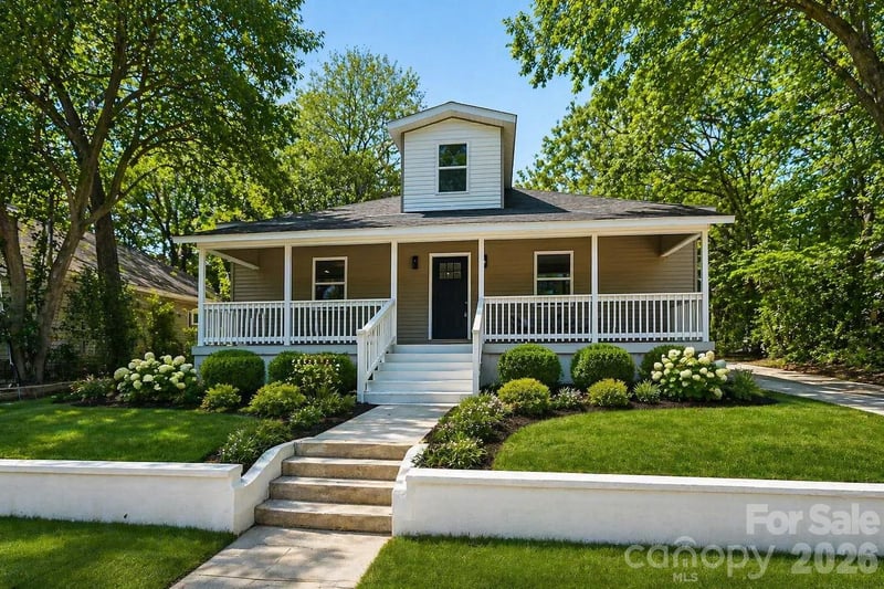 514 W Arch Street, Lancaster, SC - 4 beds, 2.5 baths, 1,900 sqft - $254,999