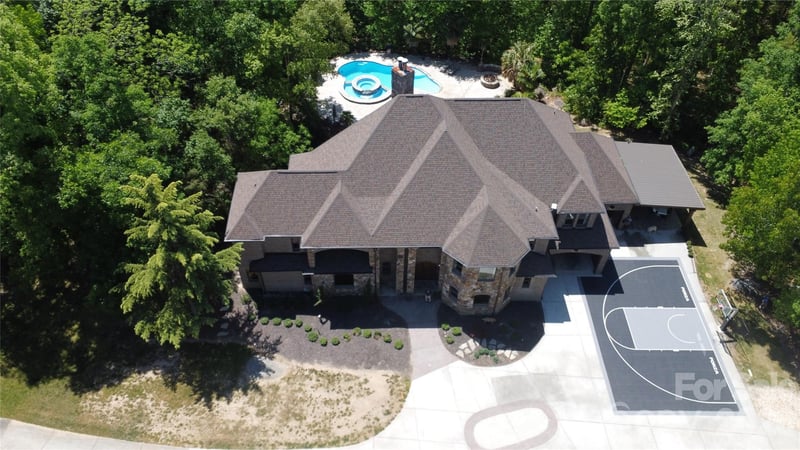 6112 Rehobeth, Waxhaw, NC - 4 beds, 8 baths, 8,276 sqft - $2,250,000