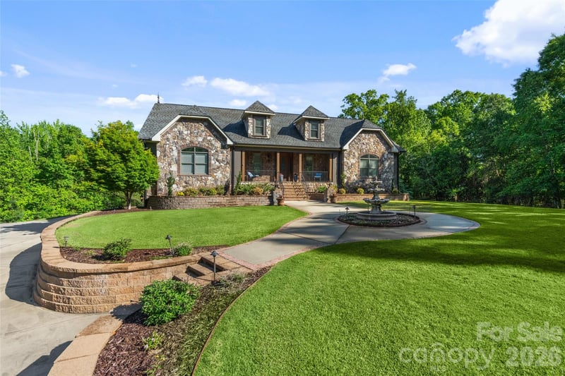 2037 Rocky Stream, York, SC - 4 beds, 7 baths, 6,201 sqft - $1,249,900
