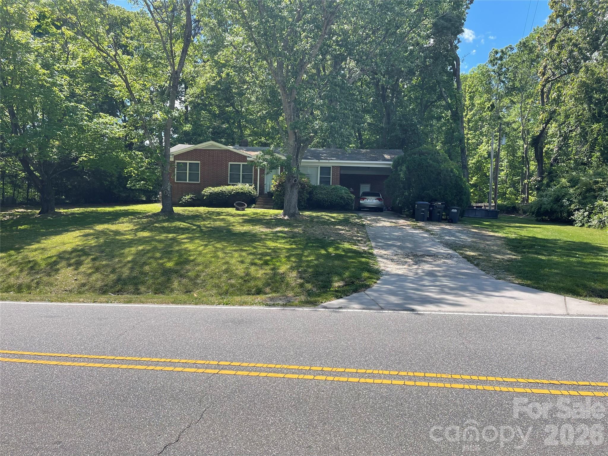 3108 Twelve Mile Creek Road, Matthews, NC. property listing photo