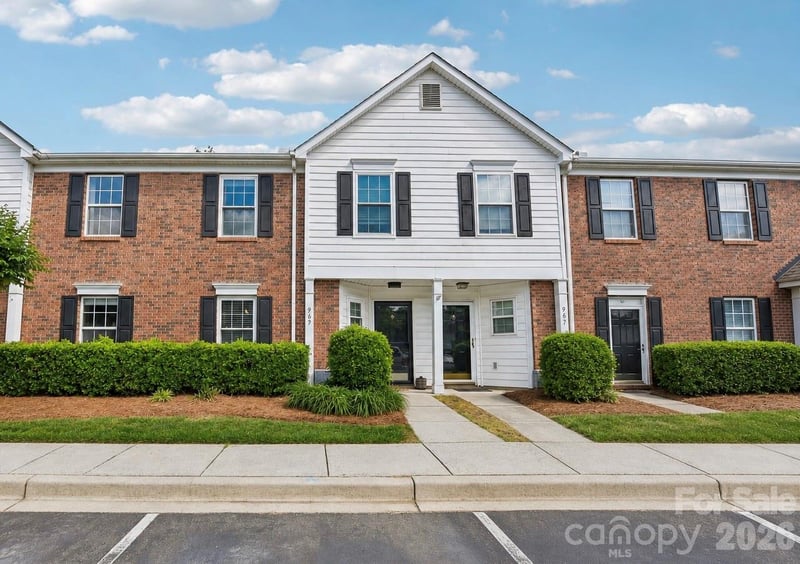 969 Heritage Parkway, Fort Mill, SC - 3 beds, 2.5 baths, 1,376 sqft - $250,000