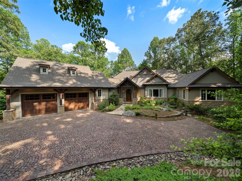 672 Walnut Valley Parkway, Arden, NC - 3 beds, 4.5 baths, 4,681 sqft - $2,995,000
