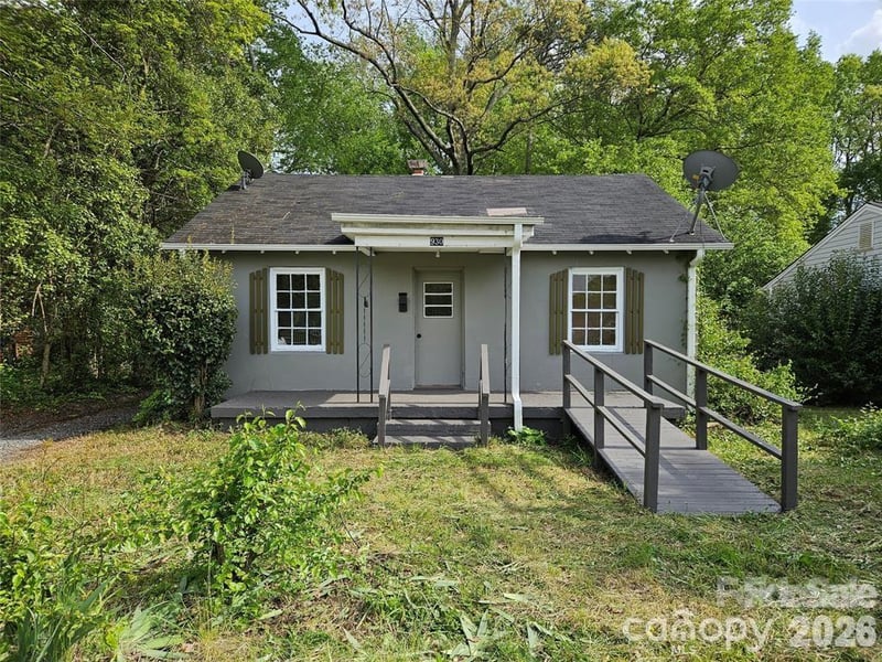 930 S Miller Street, Gastonia, NC - 6 beds, 1,948 sqft - $299,000