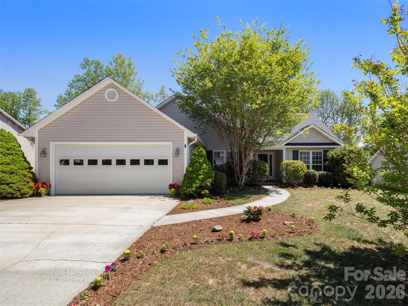 341 Planters Creek, Fletcher, NC - 4 beds, 2 baths, 2,015 sqft - $475,000