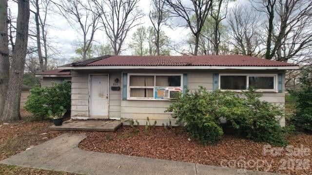 803 Jackson Street, Kings Mountain, NC - 3 beds, 2 baths, 1,216 sqft - $130,000
