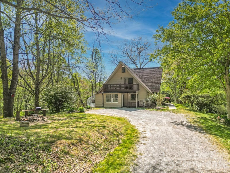 344 Mills River, Mills River, NC - 3 beds, 2 baths, 1,775 sqft - $725,000