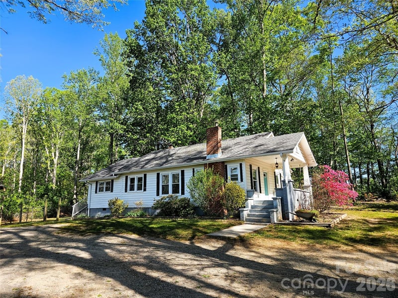 5185 Old Haywood, Mills River, NC - 2 beds, 2 baths, 1,300 sqft - $474,000