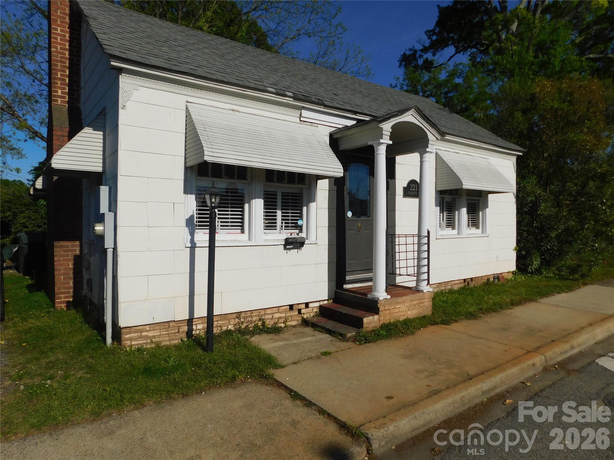 221 S Charlotte Avenue, Rock Hill, SC. property listing photo