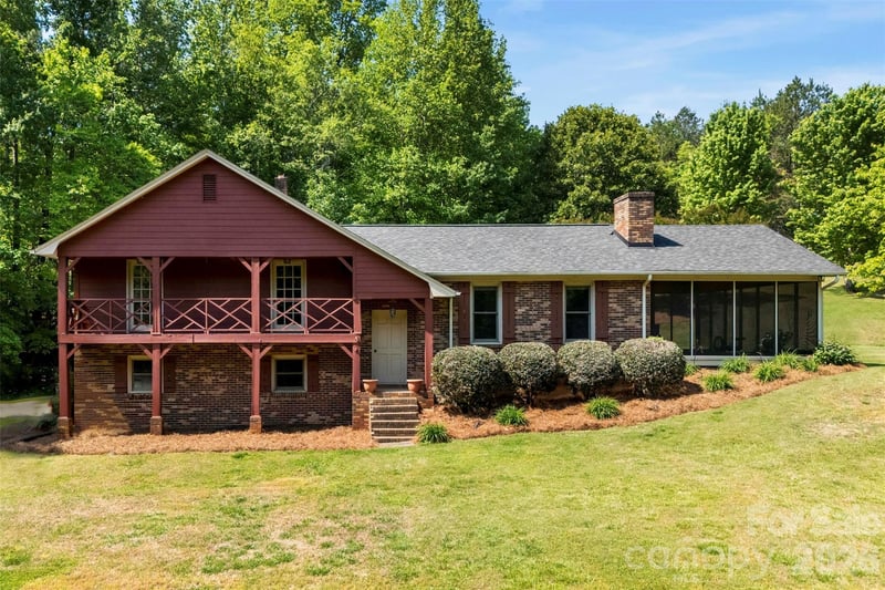422 Alex D Owens, Kings Mountain, NC - 4 beds, 2 baths, 2,019 sqft - $480,000