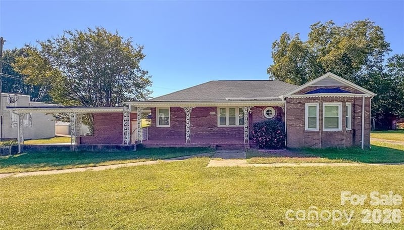 8170 NC 90 Highway E, Stony Point, NC - 3 beds, 2 baths, 1,370 sqft - $258,900