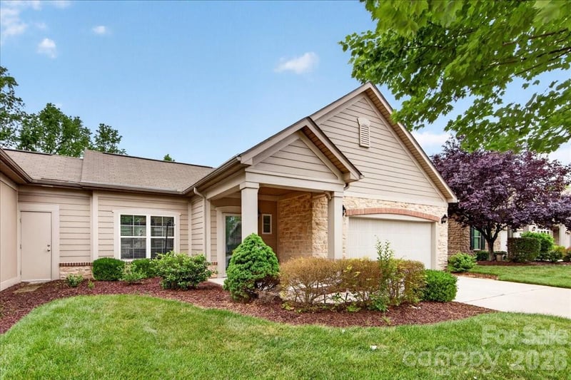 4430 Parkgate, Matthews, NC - 2 beds, 2 baths, 1,541 sqft - $485,000