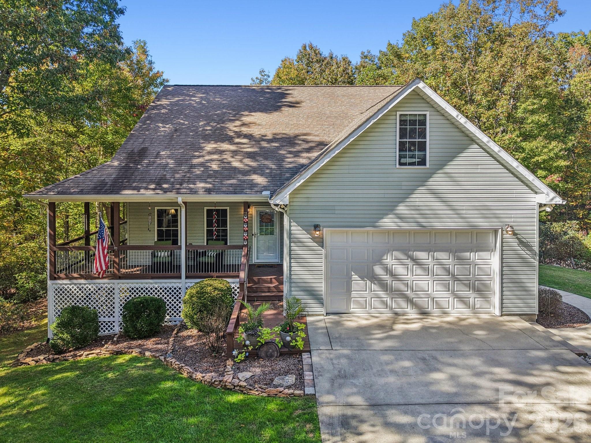6 Wagon Trace, Flat Rock, NC. property listing photo