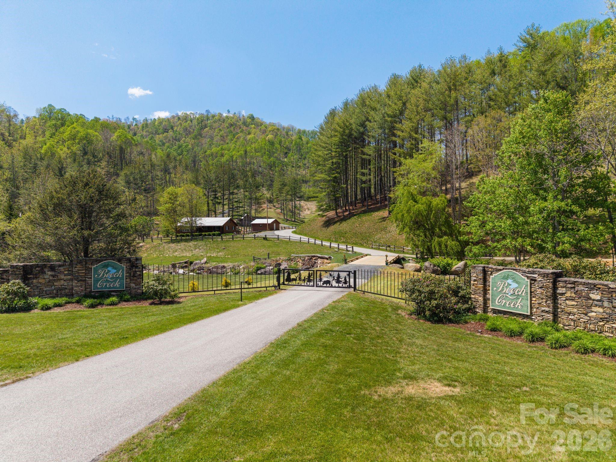 0000 Mountain Crest Drive Apt 18, Bakersville, NC. property listing photo