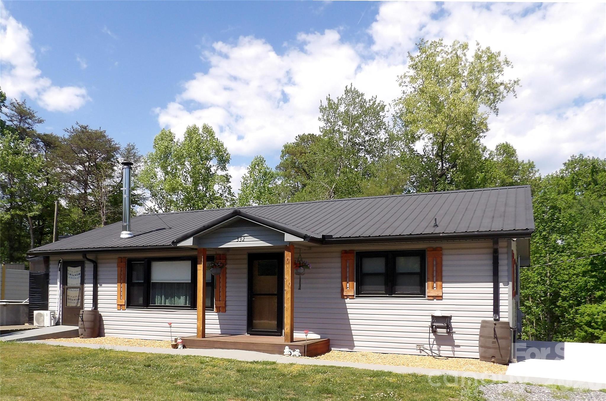 332 Epley Drive Apt 1, Marion, NC. property listing photo