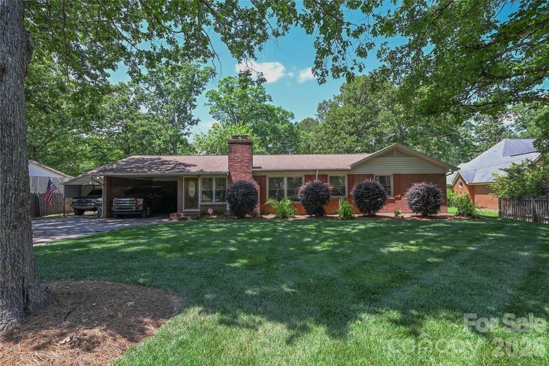 2017 Wilson Avenue, Monroe, NC - 4 beds, 1.5 baths, 1,731 sqft - $359,900