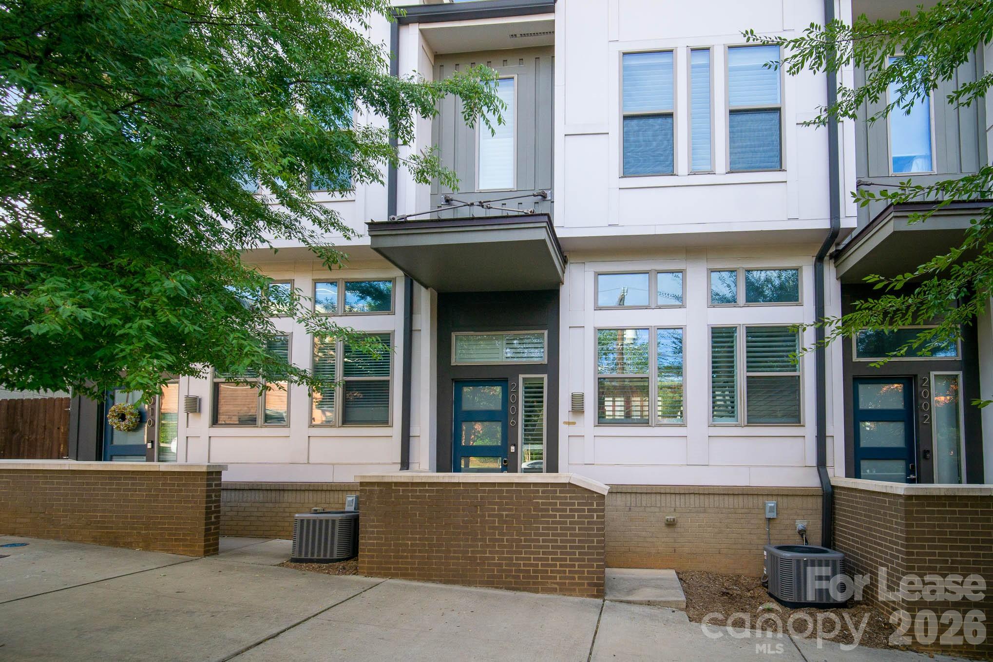 2006 Hawkins, Charlotte, NC. property listing photo