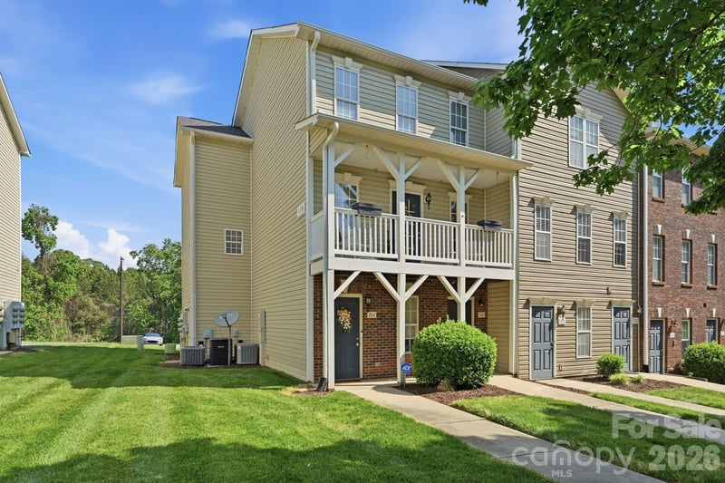 119 Steam Engine Drive Apt 201, Mooresville, NC - 3 beds, 2.5 baths, 1,889 sqft - $287,500