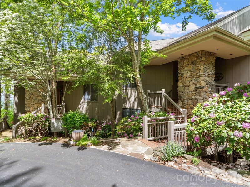 266 Sunset Point Road B2, Burnsville, NC - 2 beds, 2 baths, 1,507 sqft - $739,000