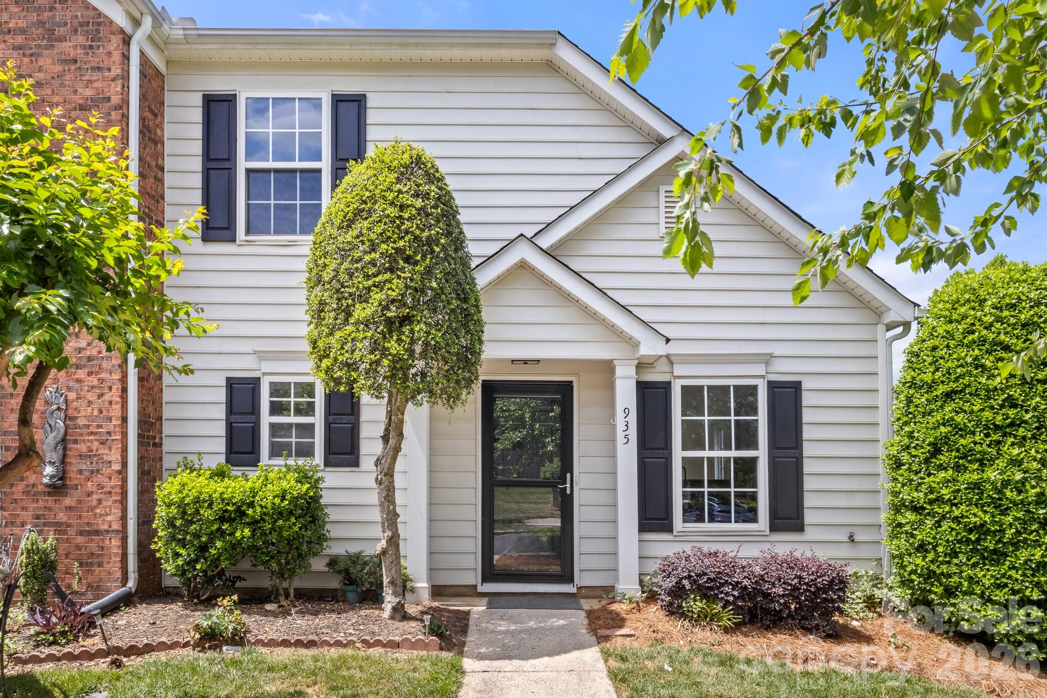 935 Heritage Parkway, Fort Mill, SC. property listing photo