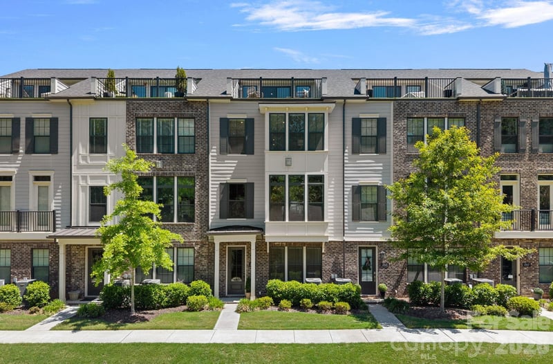 2543 Deacon, Charlotte, NC - 4 beds, 5 baths, 3,084 sqft - $985,000