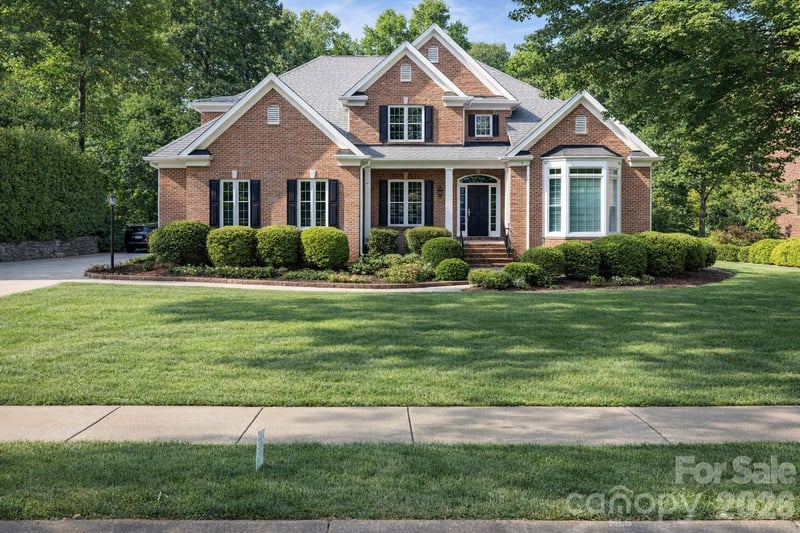 3100 Lakewood Edge, Charlotte, NC - 4 beds, 4 baths, 3,795 sqft - $750,000