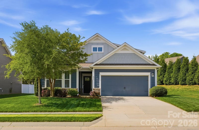 4269 Legacy, Denver, NC - 3 beds, 3 baths, 2,370 sqft - $465,000