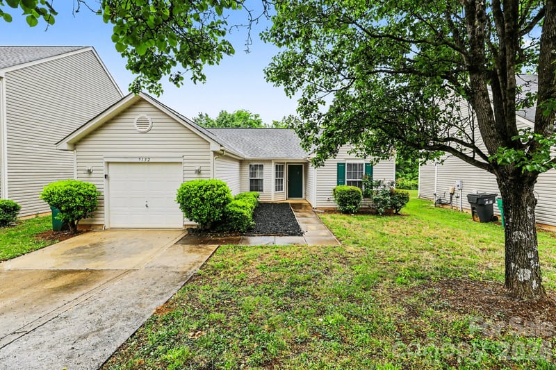 5132 Deerton Road, Charlotte, NC - 3 beds, 2 baths, 1,286 sqft - $299,900