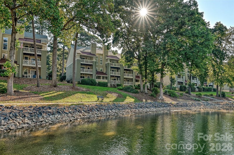 19901 Henderson Road C, Cornelius, NC - 2 beds, 2 baths, 1,010 sqft - $278,500