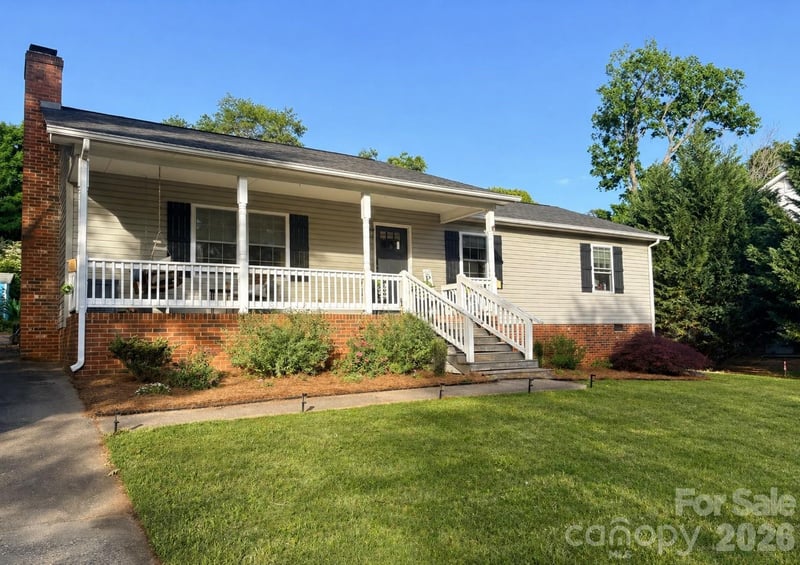 1704 Cardinal, Belmont, NC - 3 beds, 2 baths, 1,501 sqft - $400,000