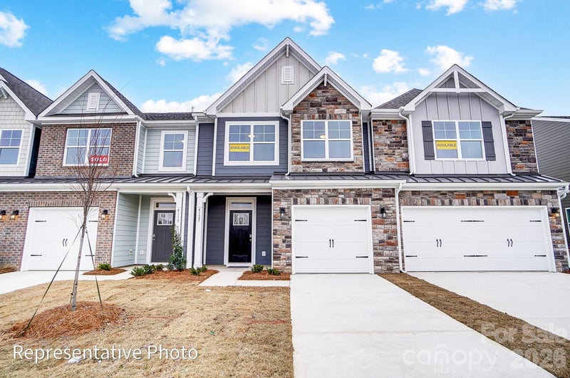 4371 Black Court, Harrisburg, NC - 3 beds, 2.5 baths, 1,826 sqft - $394,990