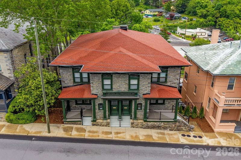 134 Biltmore Avenue Apt 2, Asheville, NC - 2 beds, 2 baths, 1,223 sqft - $749,900
