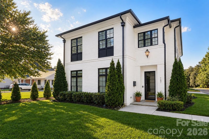 187 N Canterbury Road, Charlotte, NC - 4 beds, 3.5 baths, 3,239 sqft - $1,395,000